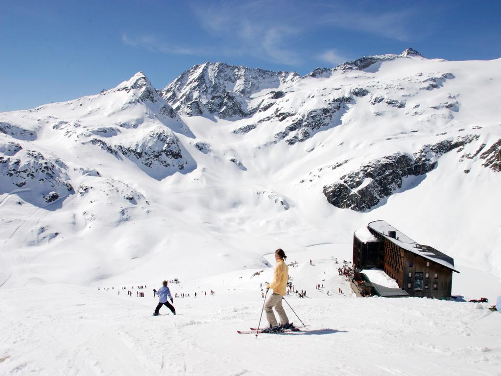 Alpengasthof Enzingerboden Hotel Exterior photo